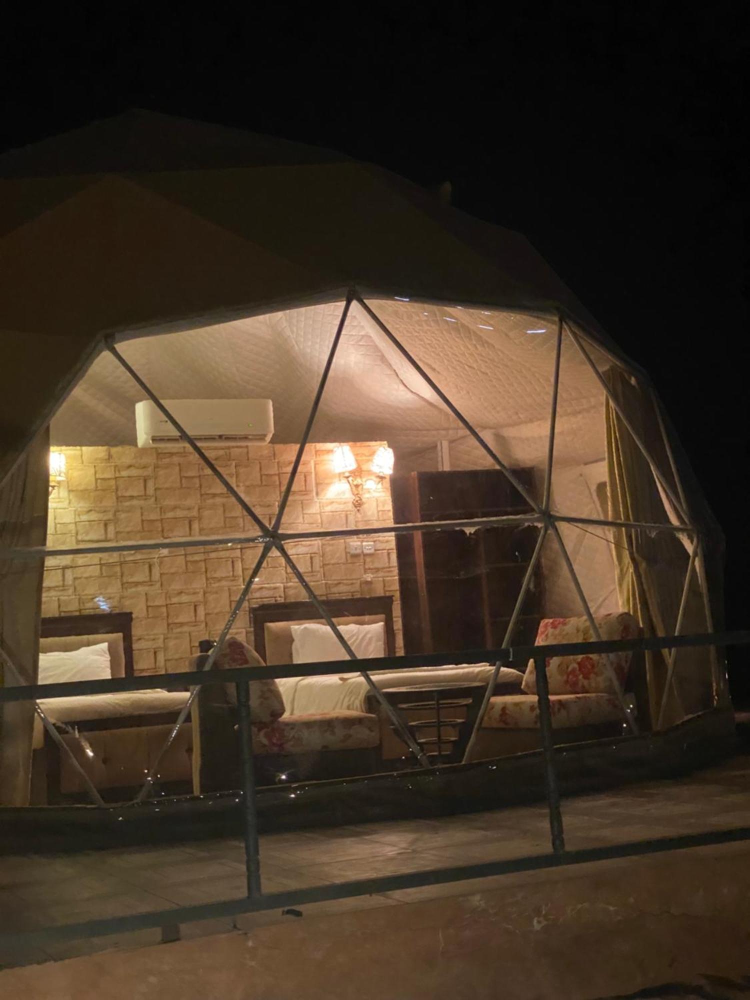 Wadi Rum Sky Camp Esterno foto